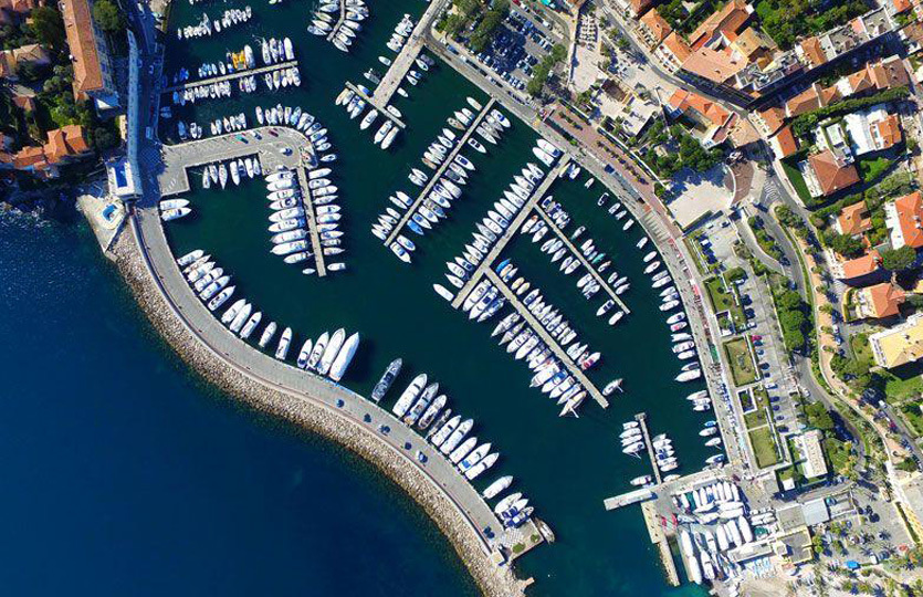 Port Saint-Jean-Cap-Ferrat Port de plaisance - Postes d'amarrage / Amarres